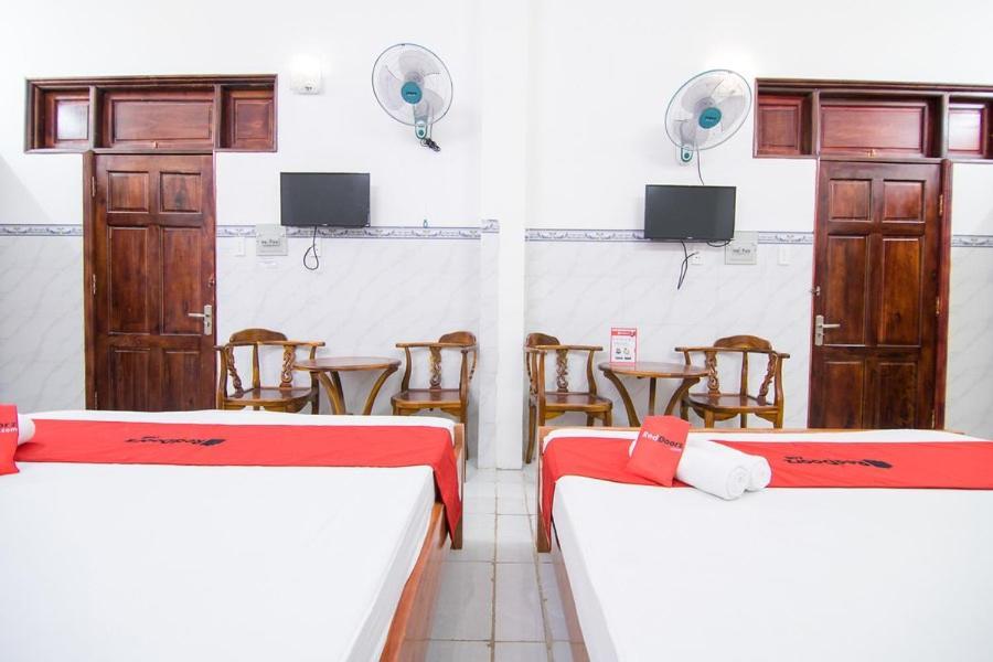 Reddoorz Hoang Tuan Hotell Ho Chi Minh-staden Exteriör bild