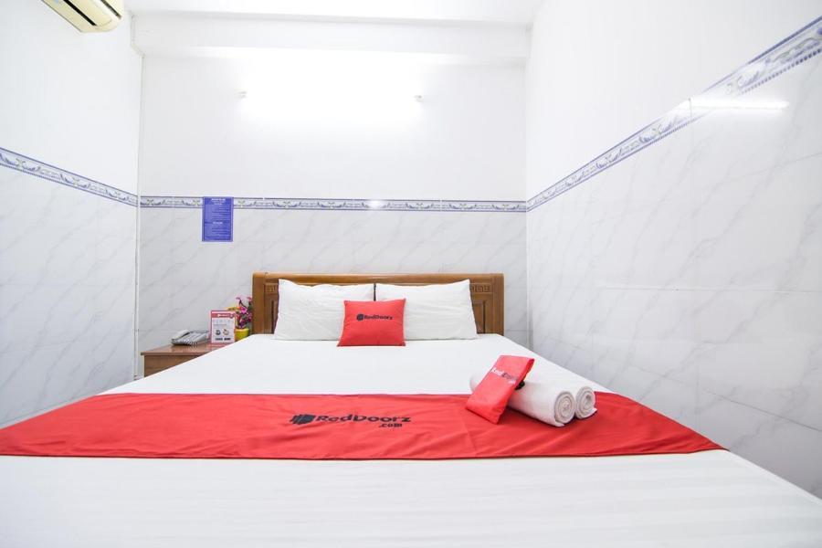 Reddoorz Hoang Tuan Hotell Ho Chi Minh-staden Exteriör bild